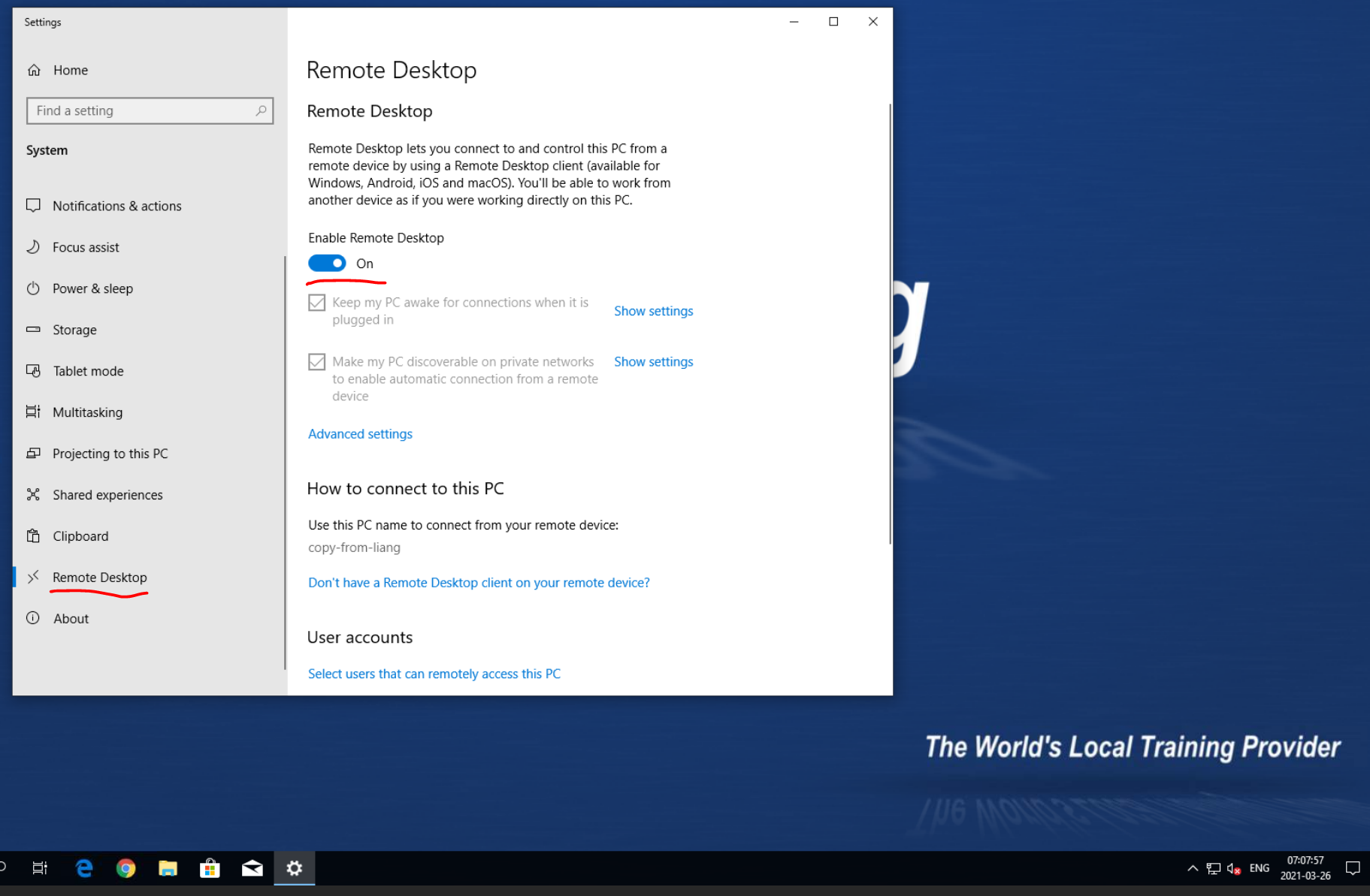 Trimiteți și configurați o parolă în interiorul mașinii Windows DD